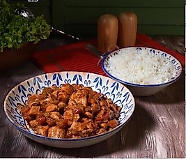 Soya soslu tavuk pirinç pilavı 450 gr........                  Pirinç pilavı soya sosluyla bir başka lezzetli..